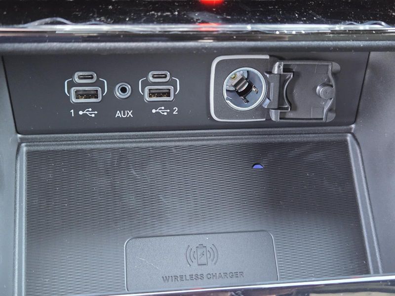 New 2026 Jeep Grand Cherokee Laredo X 4x2