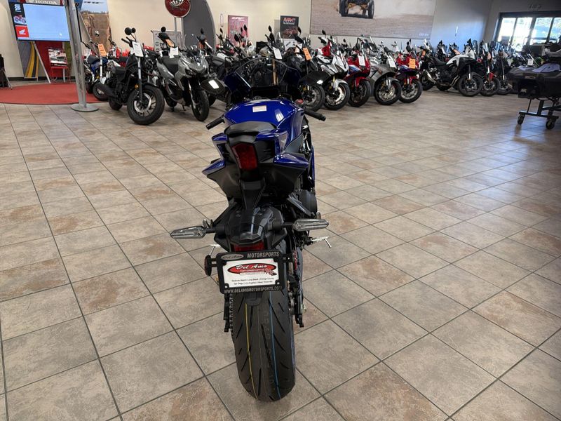New 2027 Yamaha YZF-R9 Image 16