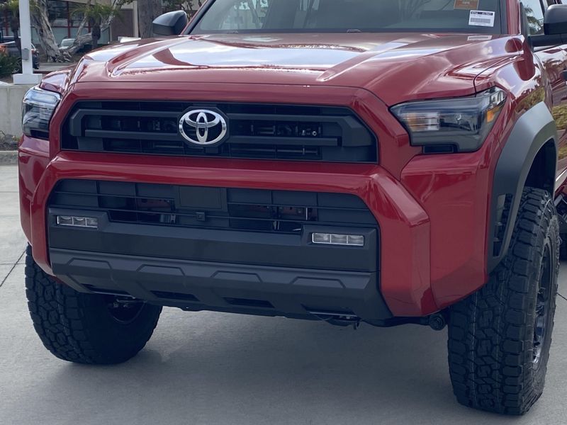 2025 Toyota 4Runner SR5Image 7