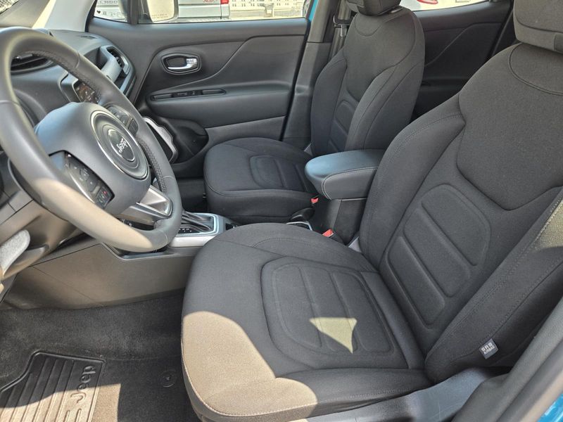 Used 2022 Jeep Renegade Latitude 4x4