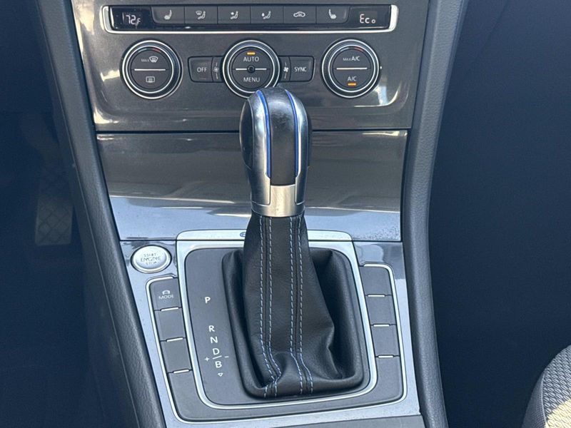 Used 2018 Volkswagen e-Golf 4-Door SE