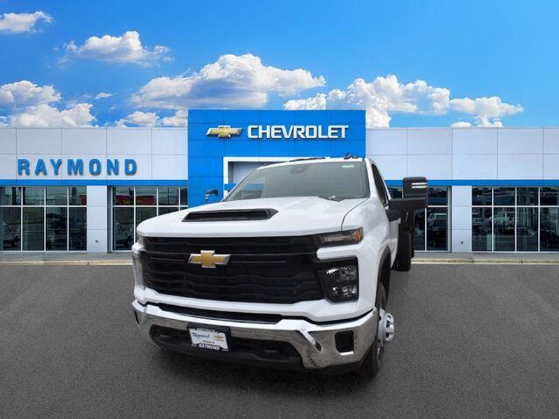 New 2026 Chevrolet Silverado 3500HD Work TruckImage 8