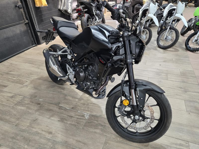 USED 2023 HONDA CB300R ABS Image 1