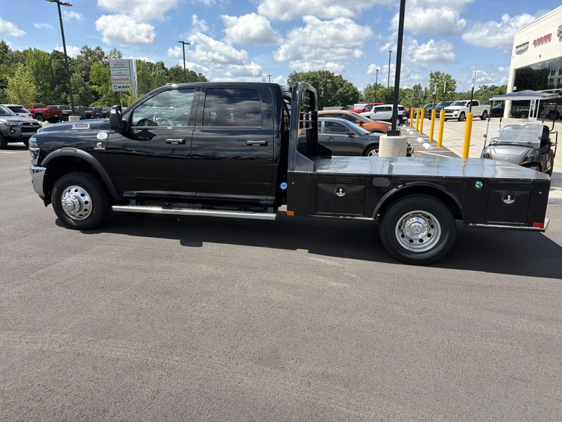 New 2026 RAM 3500 Tradesman Crew Cab Chassis 4x4 60