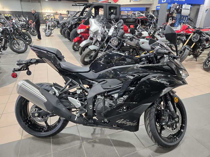 NEW 2026 KAWASAKI NINJA ZX-4R ABS Image 2