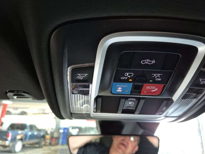 2025 RAM 1500 Big Horn Crew Cab 4x4 5