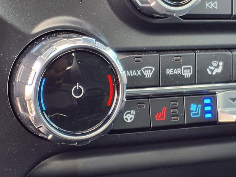 Used 2024 Ford F-150 LariatImage 6