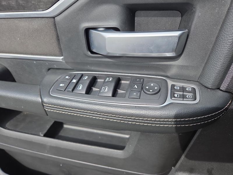 2024 Ram 2500 Big Horn photo 31