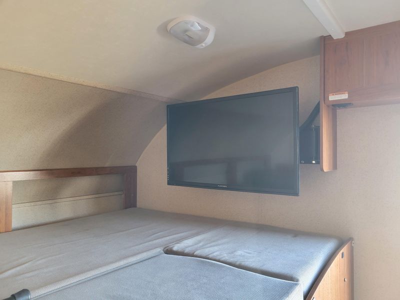 Used 2016 Jayco RedHawk 29XK Image 12