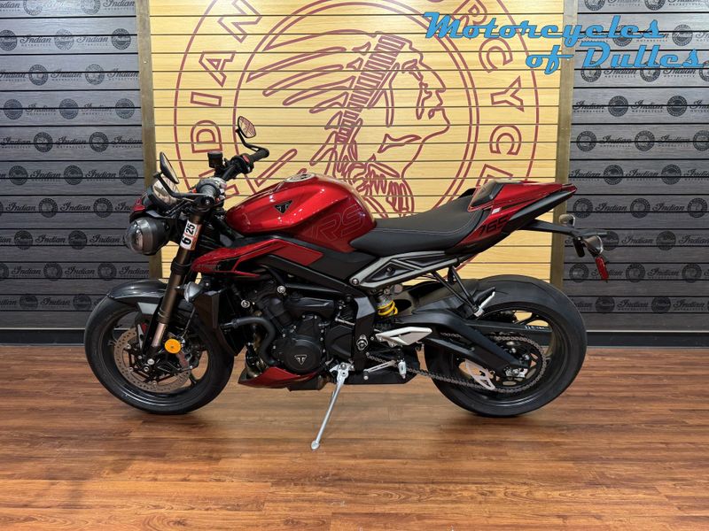 2024 Triumph Street Triple 765 RS Image 5