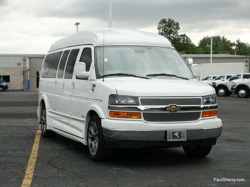 2022 Chevrolet Express Cargo Image 14