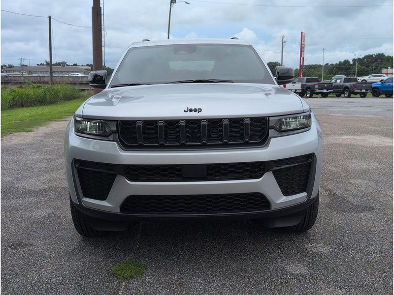 New 2026 Jeep Grand Cherokee L Laredo Altitude 4x4Image 8