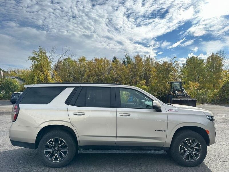 2024 Chevrolet Tahoe Z71 photo 3