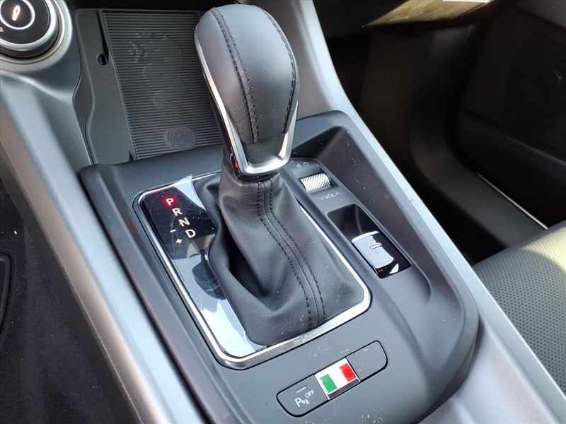 New 2026 Alfa Romeo Tonale Veloce AwdImage 24