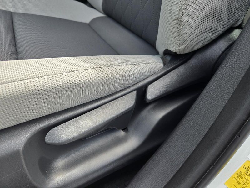 Used 2025 Toyota Corolla LE CVT (Natl)