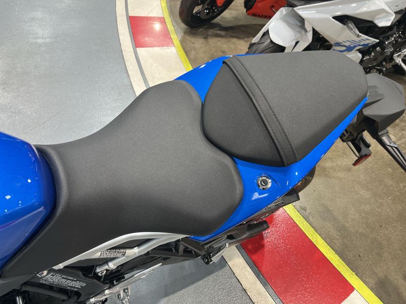 New 2026 Suzuki GSX-8R Image 14