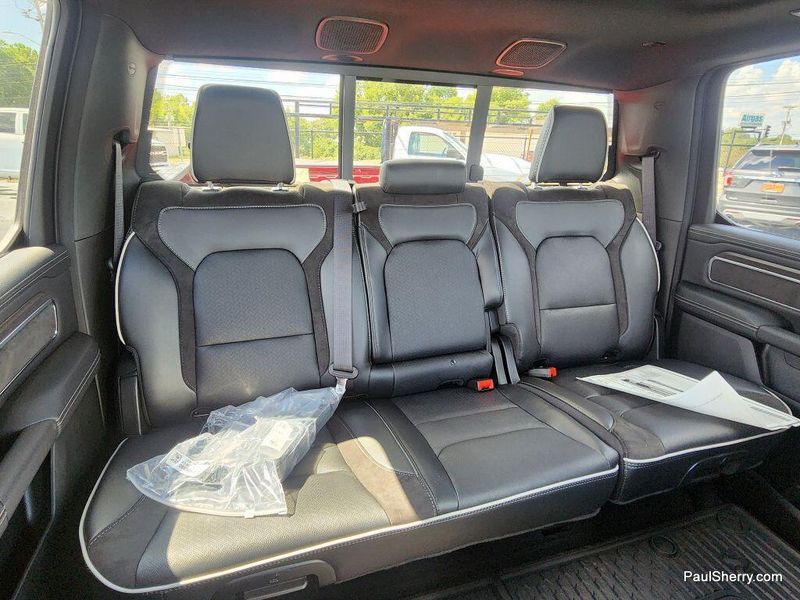 New 2026 RAM 1500 Laramie Crew Cab 4x4 5'7' Box