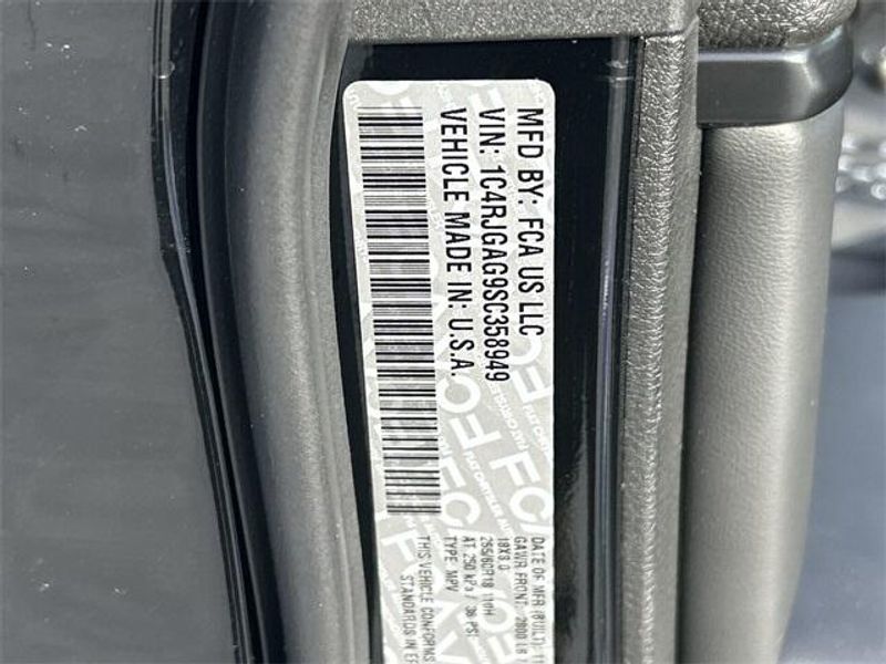 New 2025 Jeep Grand Cherokee Laredo X 4x2Image 22