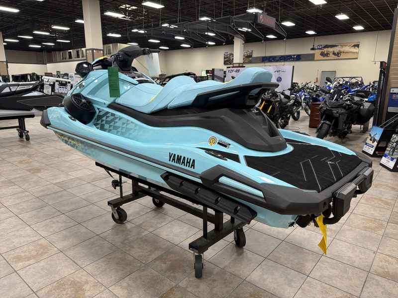 New 2025 Yamaha VX LIMITED HO Image 15