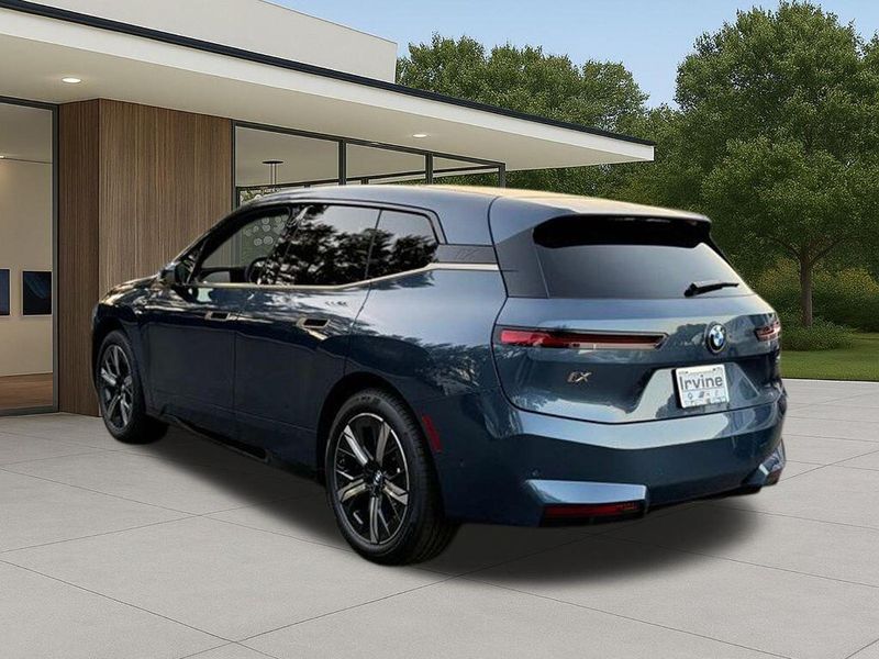 New 2026 BMW iX xDrive45Image 12