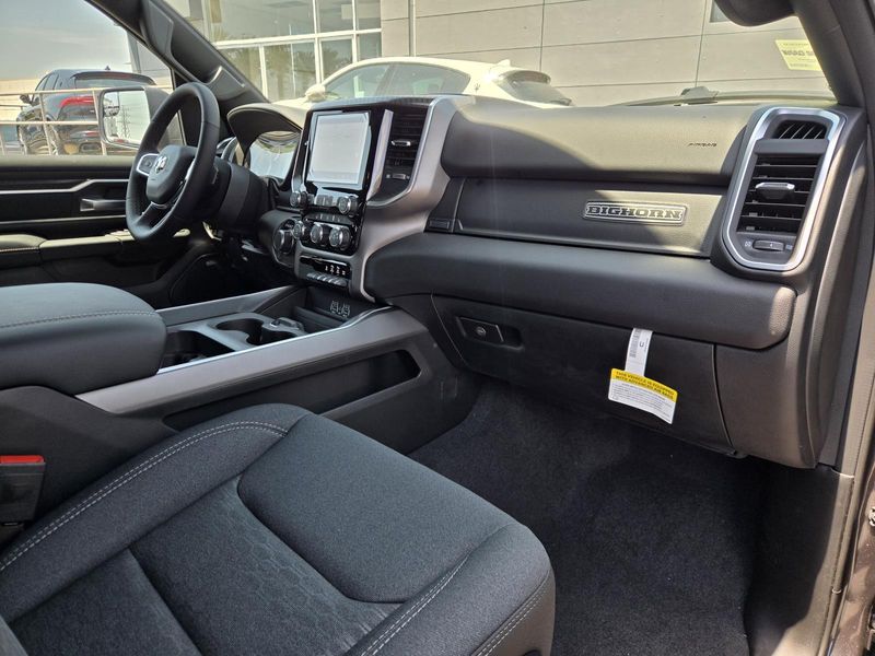 New 2026 RAM 1500 Big Horn Crew Cab 4x2 5'7' Box