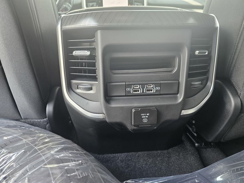 New 2025 RAM 1500 Big HornImage 12