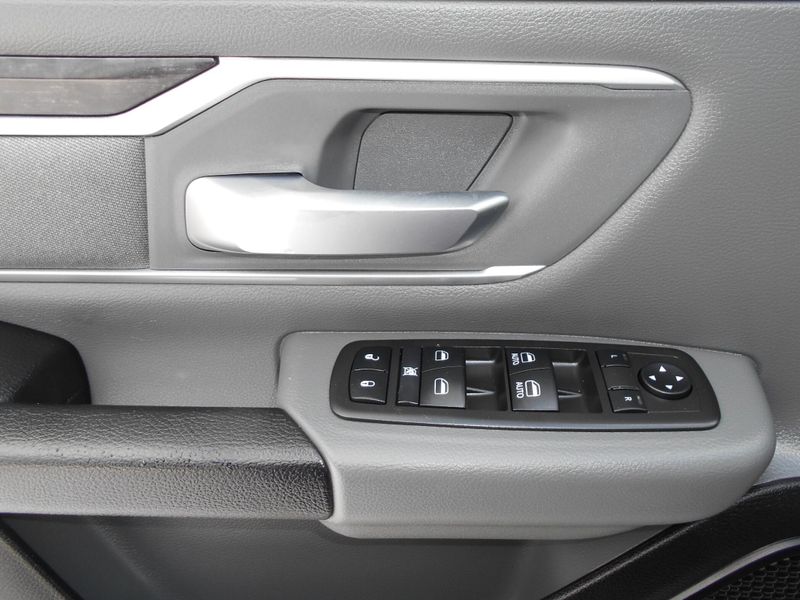 2022 RAM 1500 Big Horn Lone StarImage 22