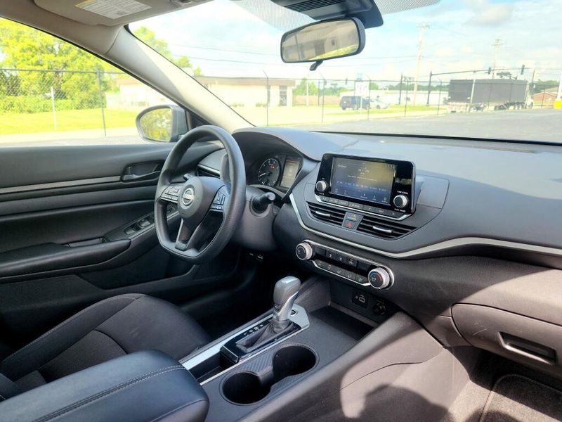 Used 2024 Nissan Altima 2.5 S