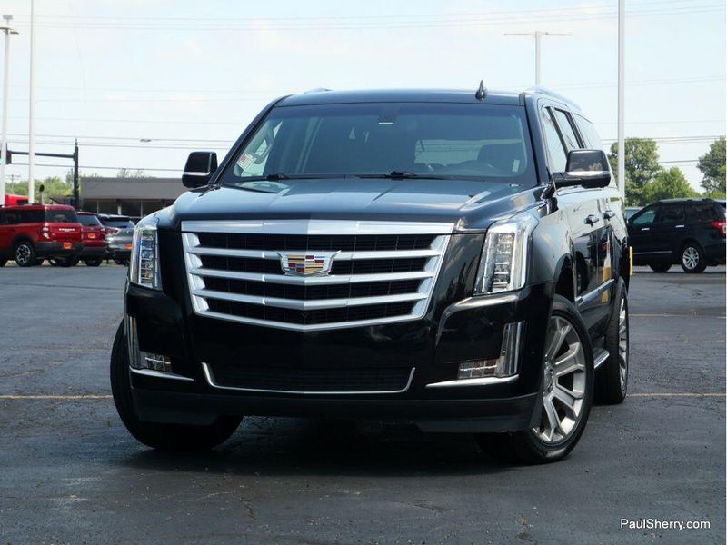 Used 2019 Cadillac Escalade ESV 