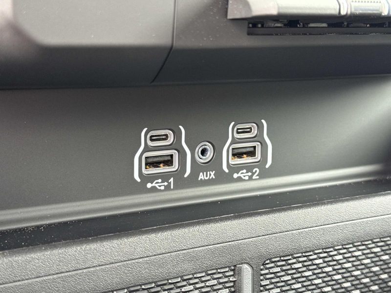 New 2026 RAM 1500 Laramie Crew Cab 4x2 5'7' Box