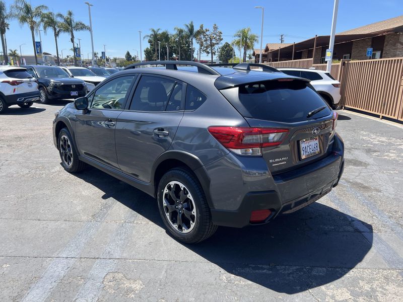 2021 Subaru Crosstrek PremiumImage 2