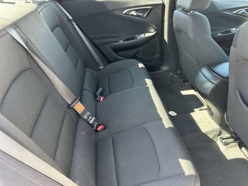 Used 2025 Chevrolet Malibu RSImage 14
