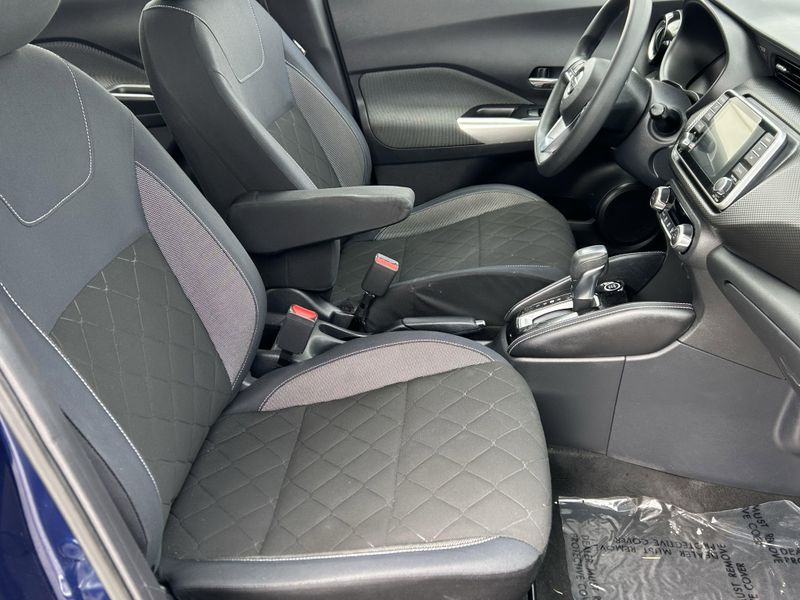 2018 Nissan Kicks SVImage 11