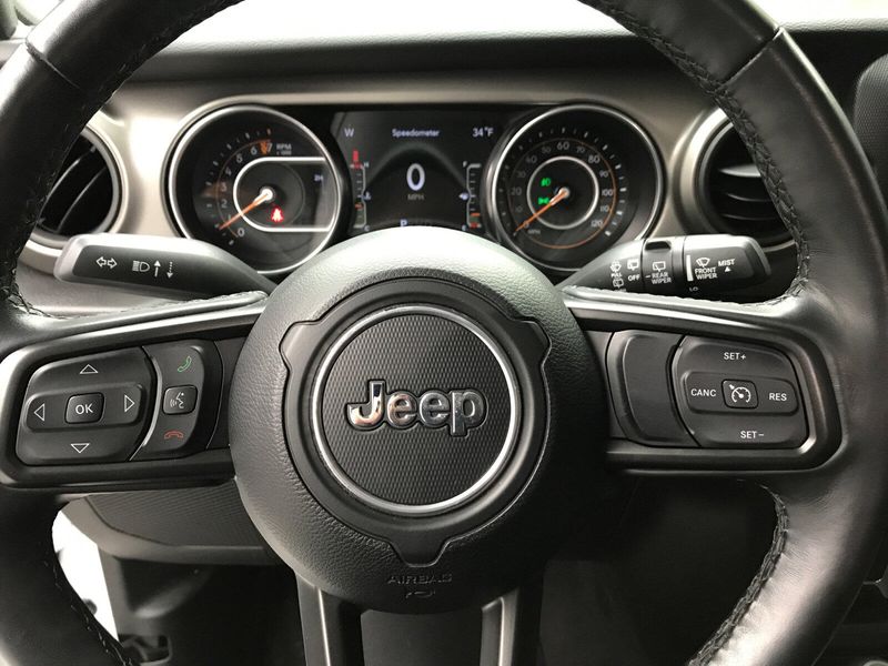 2021 Jeep Wrangler Unlimited WillysImage 8