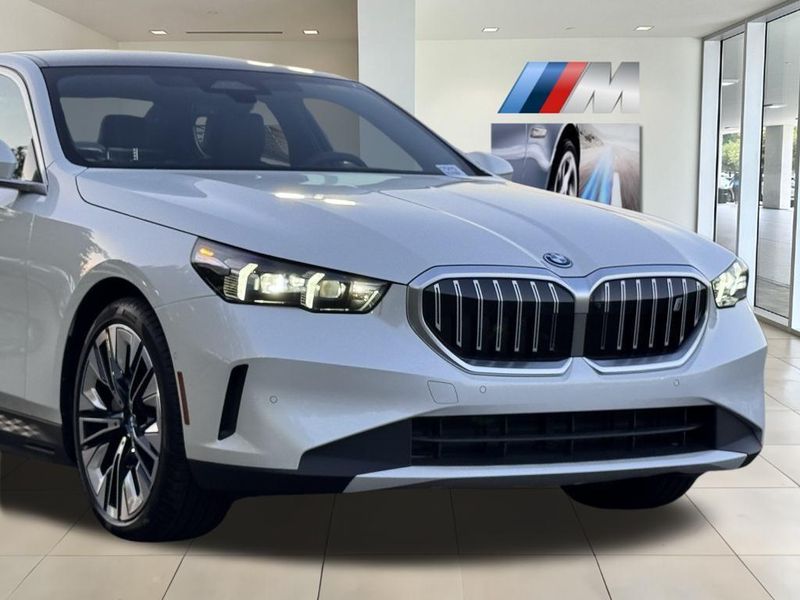 2025 BMW i5 xDrive40Image 10