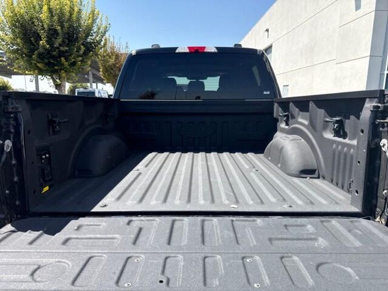 2023 Ford F-150 Lightning XLT photo 22