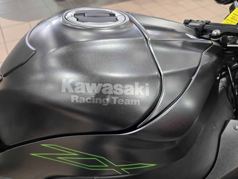 2025 Kawasaki NINJA ZX10RR ABS Image 21