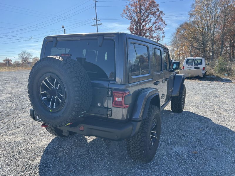 New 2026 Jeep Wrangler 4-door Rubicon XImage 8