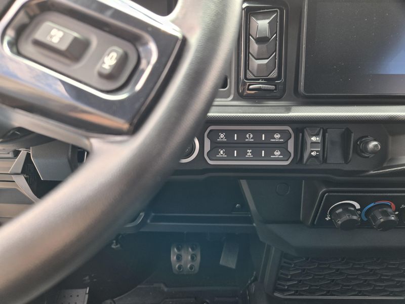 NEW 2026 CAN-AM DEFENDER MAX LIMITED CAB HD11 Image 17