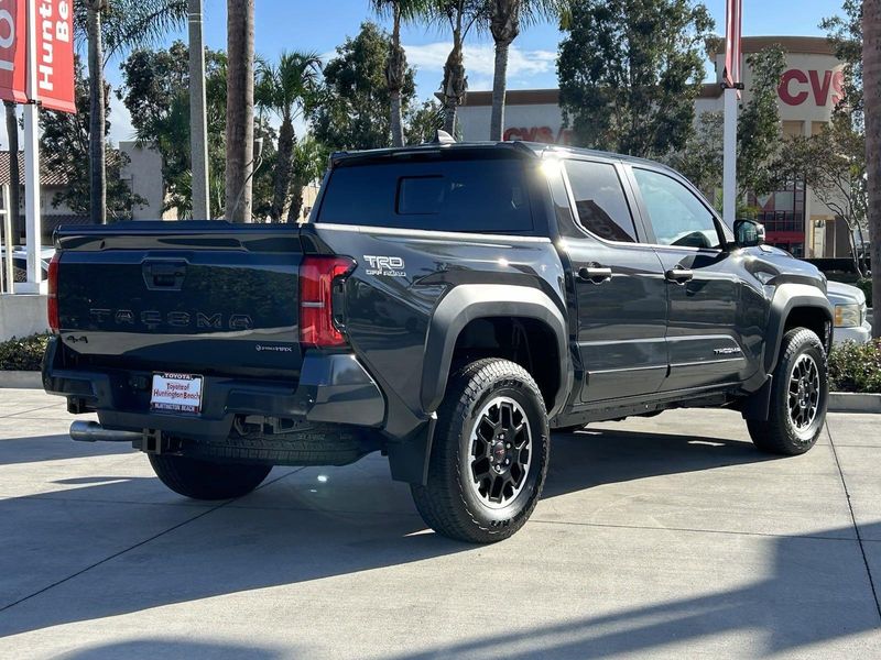 2024 Toyota Tacoma TRD Off Road HybridImage 3