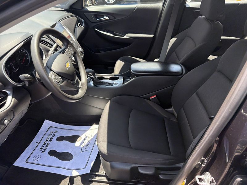 Used 2023 Chevrolet Malibu LSImage 33