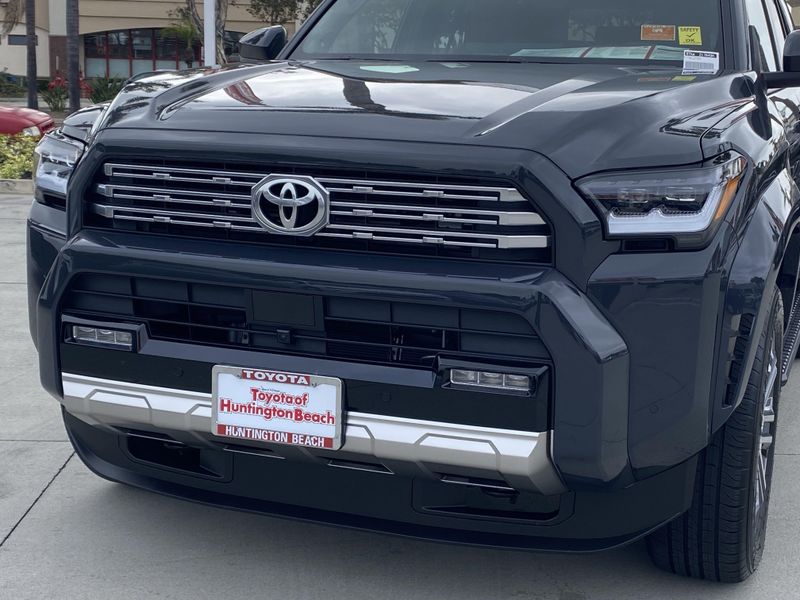 2025 Toyota 4Runner LimitedImage 9