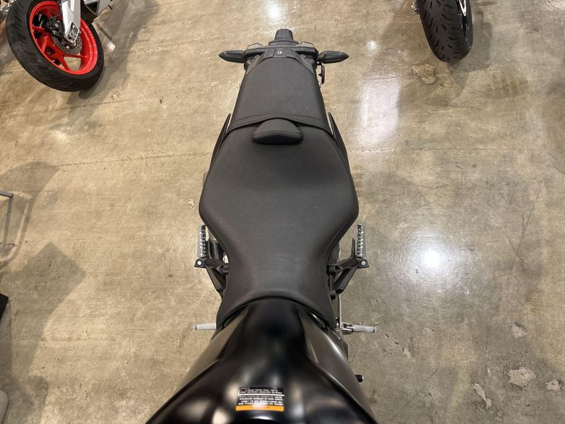 Used 2017 Yamaha FZ-10 CA Image 13