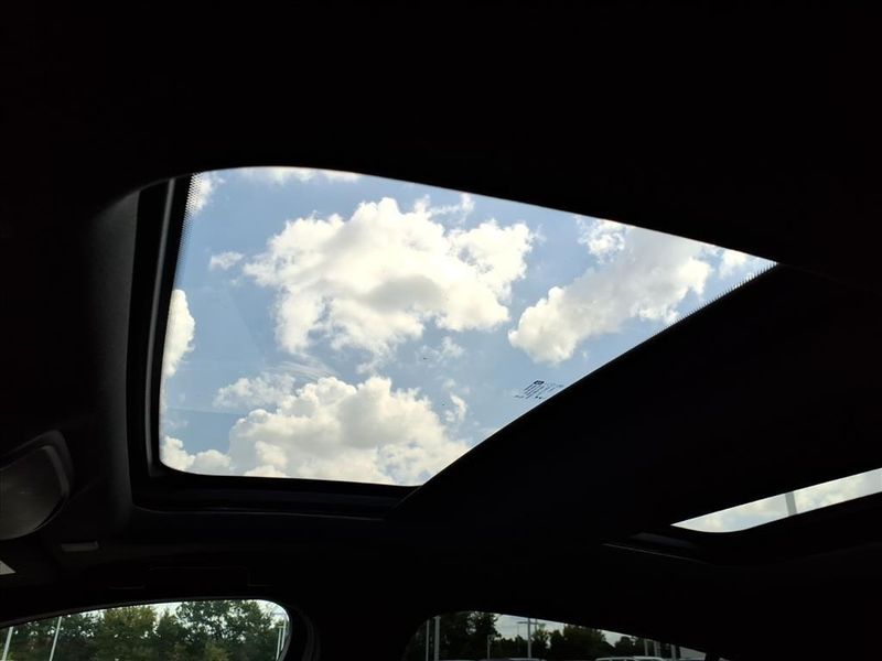 Used 2024 Cadillac CT5 V-SeriesImage 10