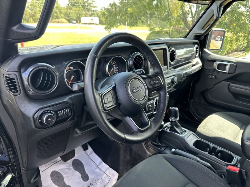 2021 Jeep Wrangler Unlimited Sport AltitudeImage 13