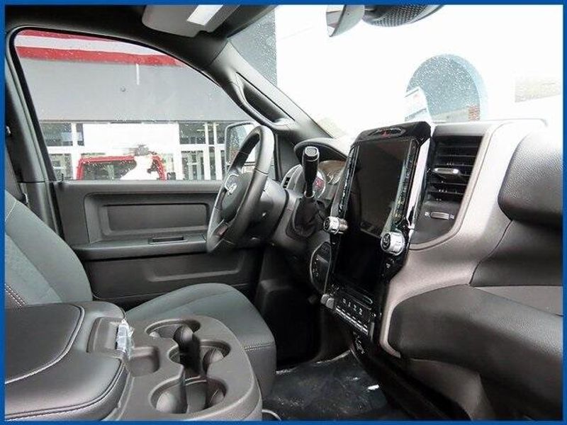 New 2025 RAM 2500 TradesmanImage 8