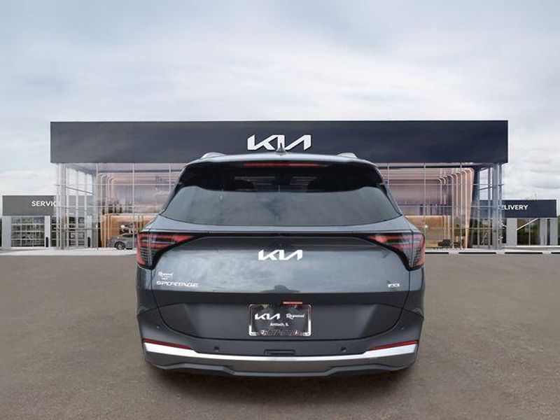 New 2026 Kia K5 GT-LineImage 5