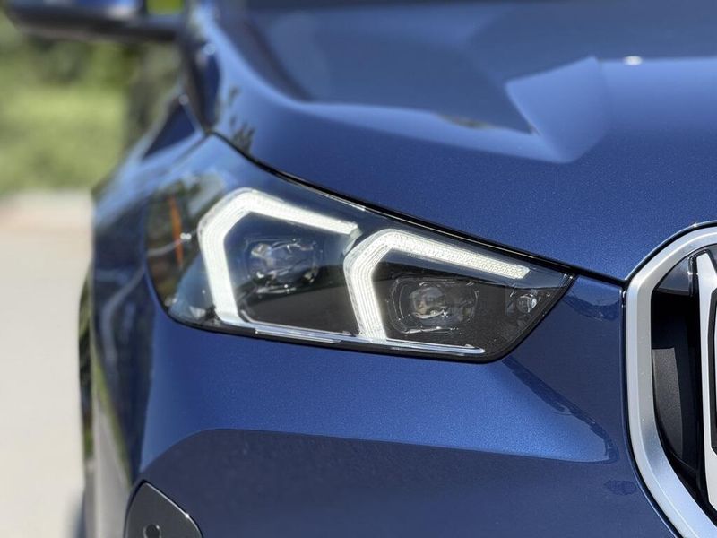 2025 BMW X1 xDrive28iImage 12