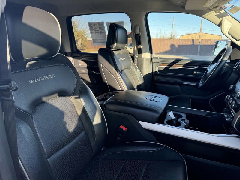 2022 RAM 1500 LaramieImage 14