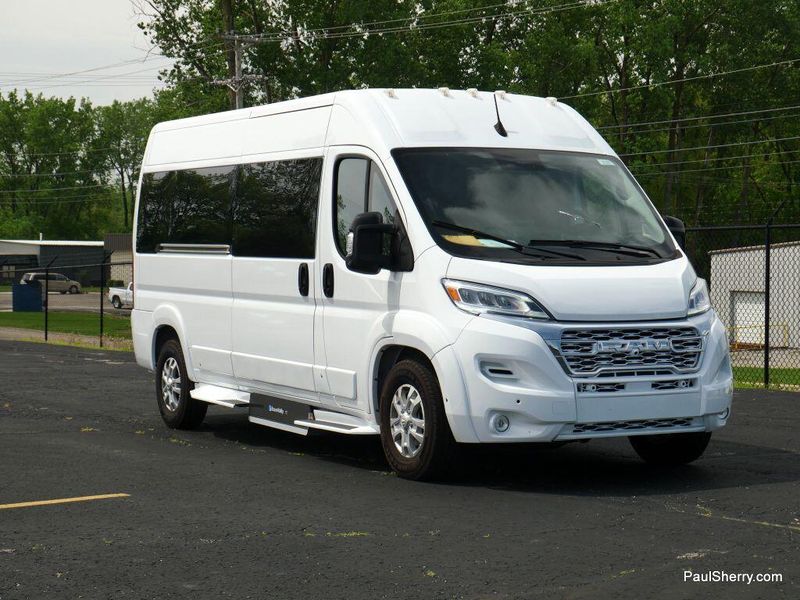 2024 RAM Promaster 2500 Slt+ Window Van High Roof 159